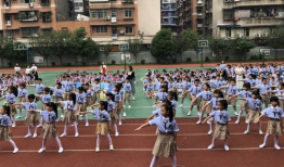 小学生广播体操七彩阳光视频,小学生广播体操风采展示