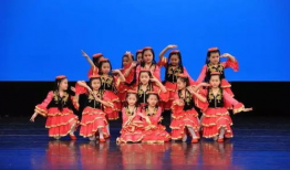 小朋友跳舞视频,小朋友欢快舞蹈瞬间集锦