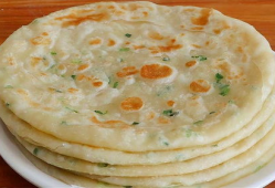 葱花饼怎么做视频,家常美味，简单易学