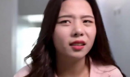 美女拉肚子视频,美女直播拉肚子引发网友热议，背后原因引人深思